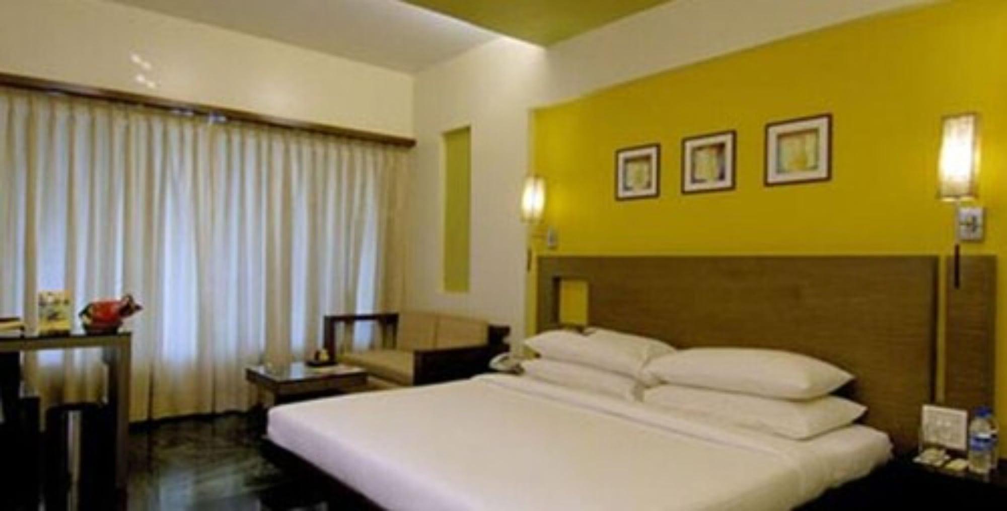 The Mirador Otel Mumbai Dış mekan fotoğraf