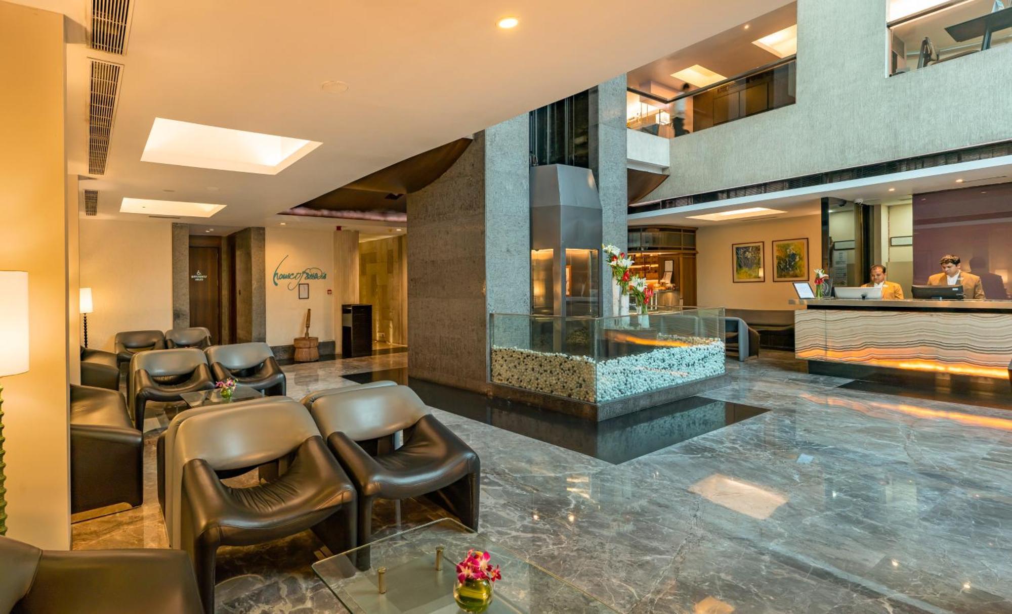 The Mirador Otel Mumbai Dış mekan fotoğraf