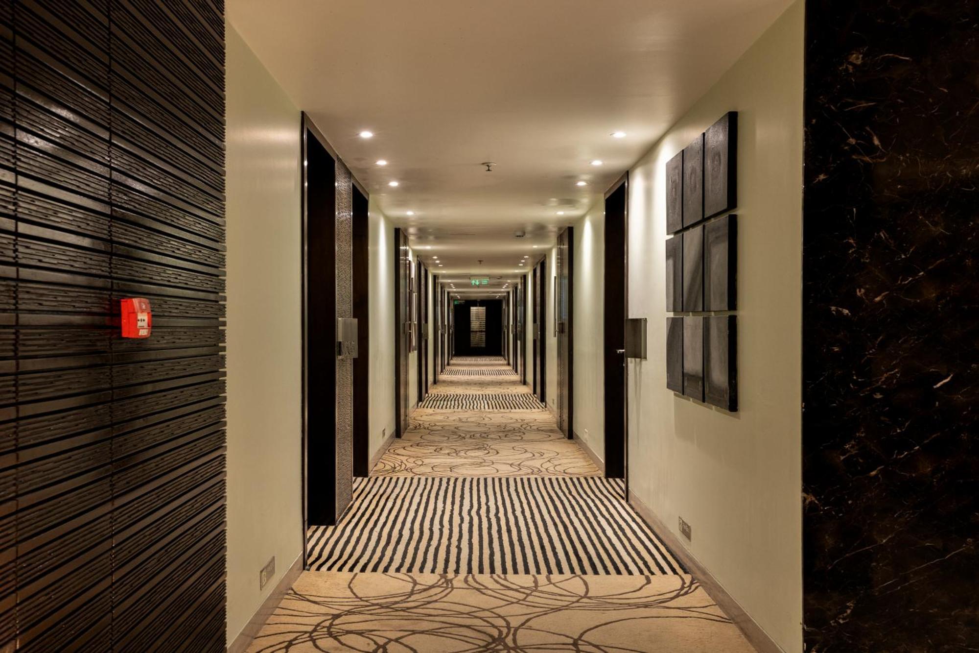 The Mirador Otel Mumbai Dış mekan fotoğraf